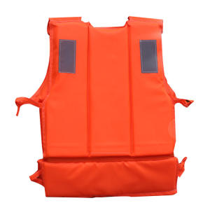 Figure 4 Snorkeling jacket Figure 4 Snorkeling jacket